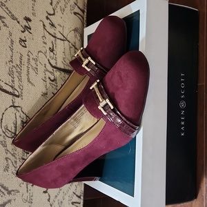 Karen Scott Penzey Dress Pumps